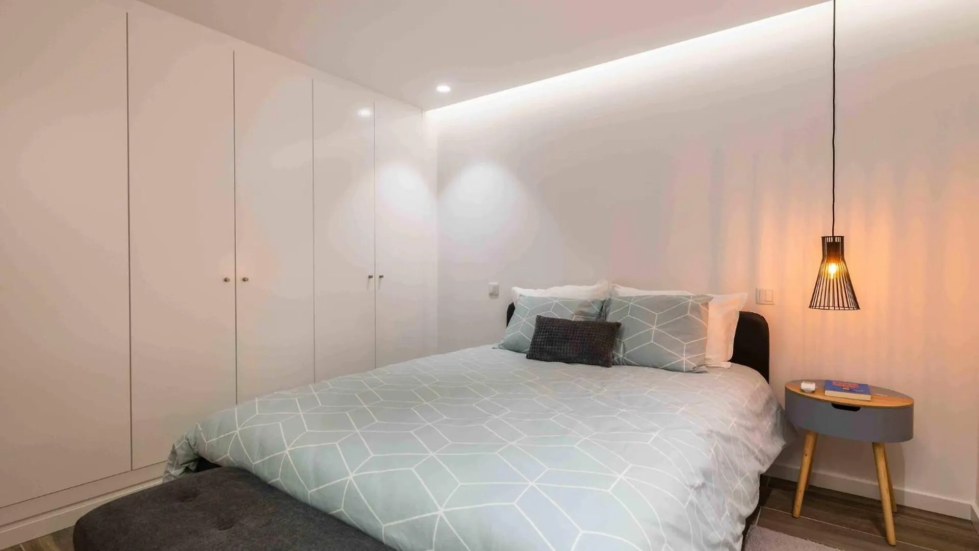 Downtown Albufeira 3-Bedroom Luxury Apartment Portugal
