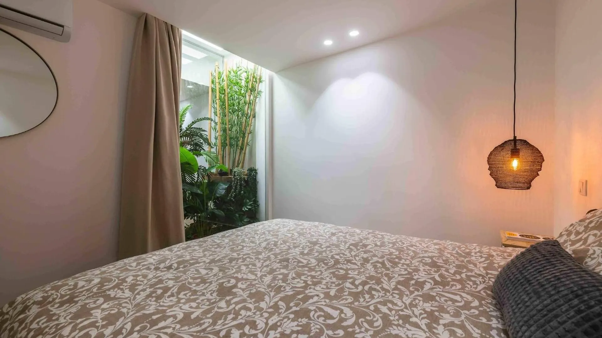 Downtown Albufeira 3-Bedroom Luxury Apartment